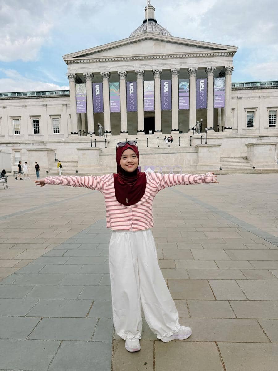 Oki Setiana Dewi ajak Maryam ke University College London