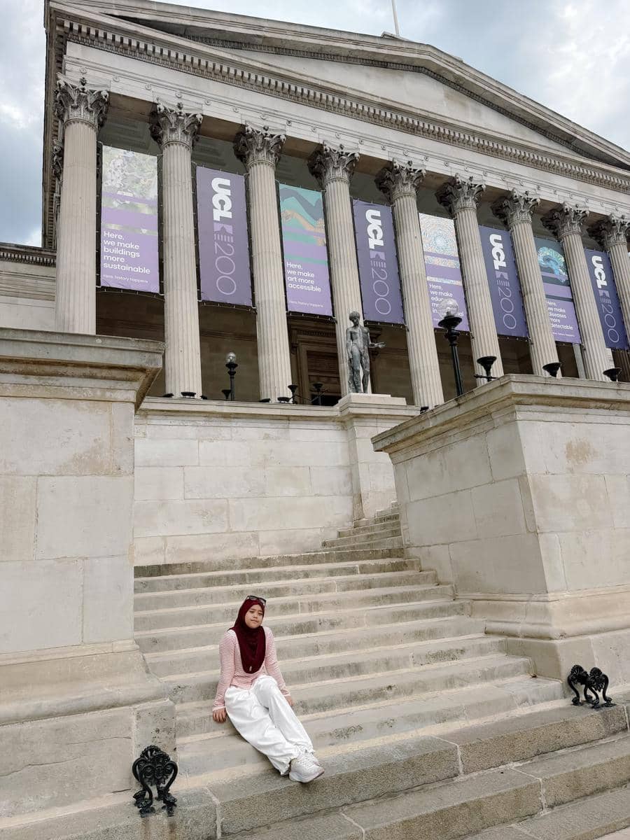 Oki Setiana Dewi ajak Maryam ke University College London