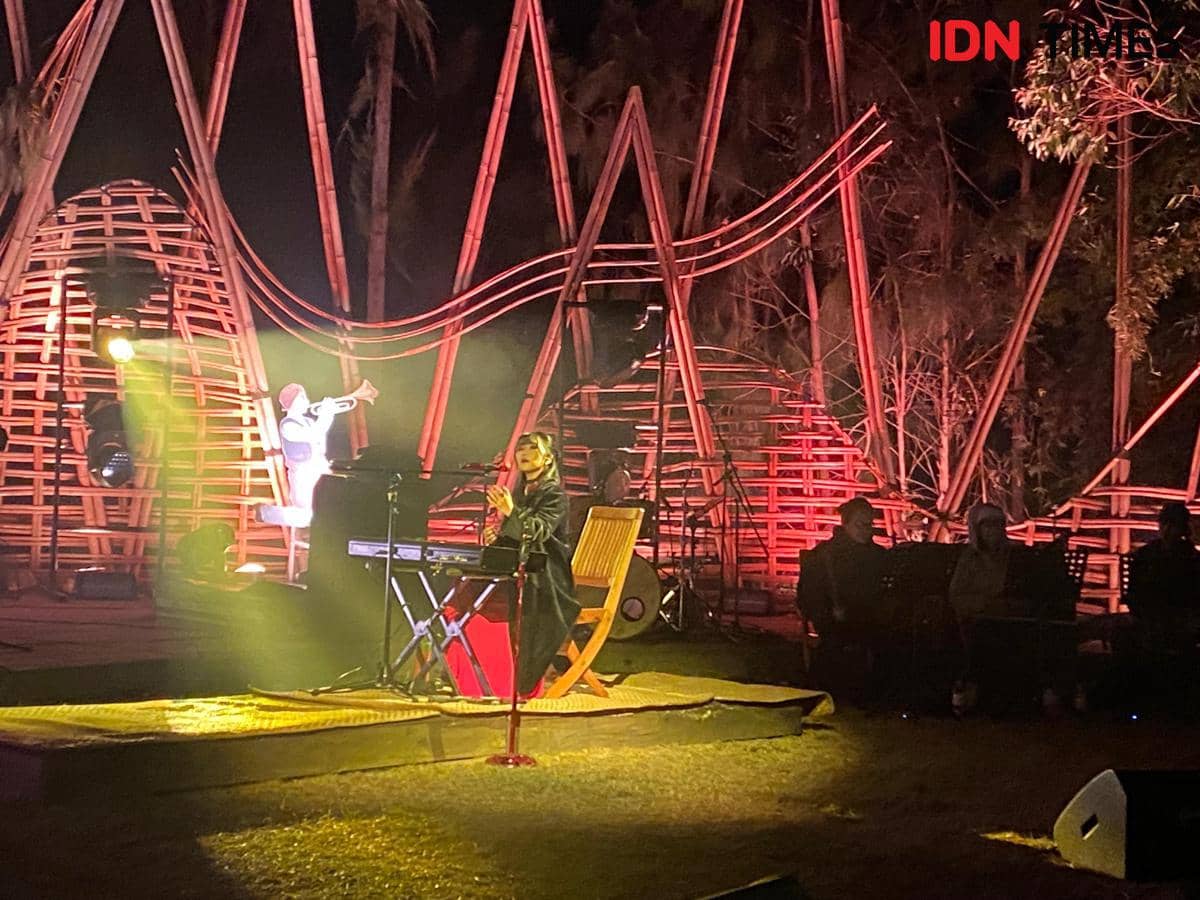 Menyanyi di Suhu 12 °C, Bilal  hingga Isyasana Syahdukan Jazz Gunung Bromo 2026
