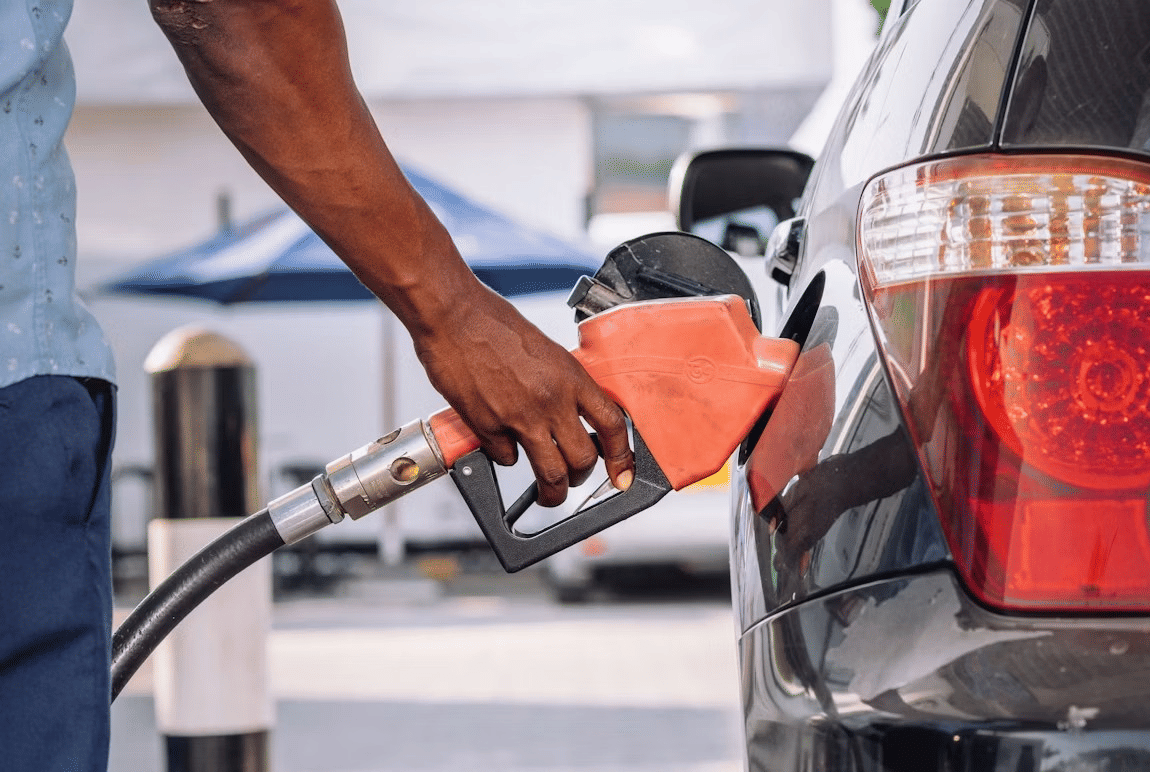 Benarkah Mencampur Pertalite dan Pertamax Turbo Bikin Irit?
