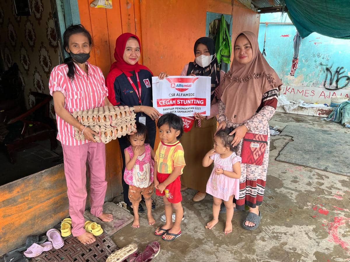 Alfamidi Salurkan Lebih dari 160.000 Telur, Dukung Gizi Anak di 26 Daerah