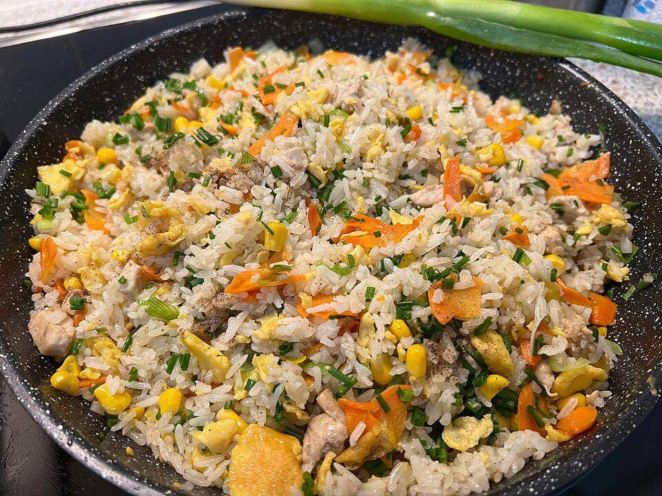 Apa Itu Nasi Goreng Yangzhou? Kenali Sejarah dan Keunikannya