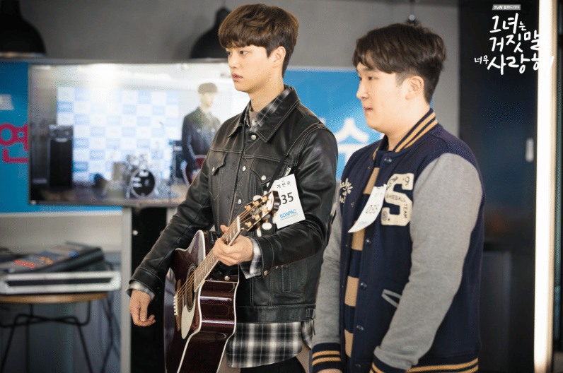 Song Kang dan Park Jong Hyuk di drama The Liar and His Lover