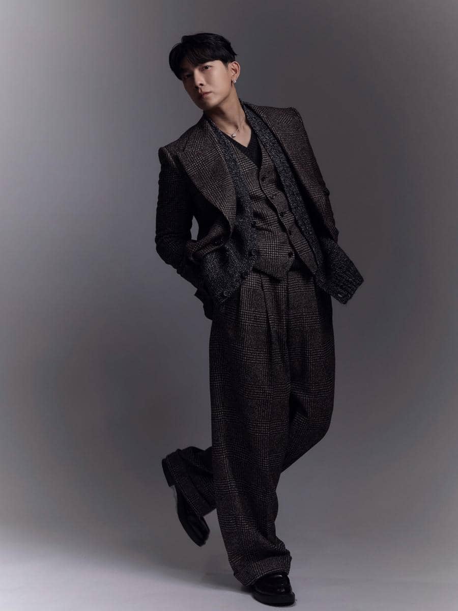 OOTD Formal ala Mew Suppasit