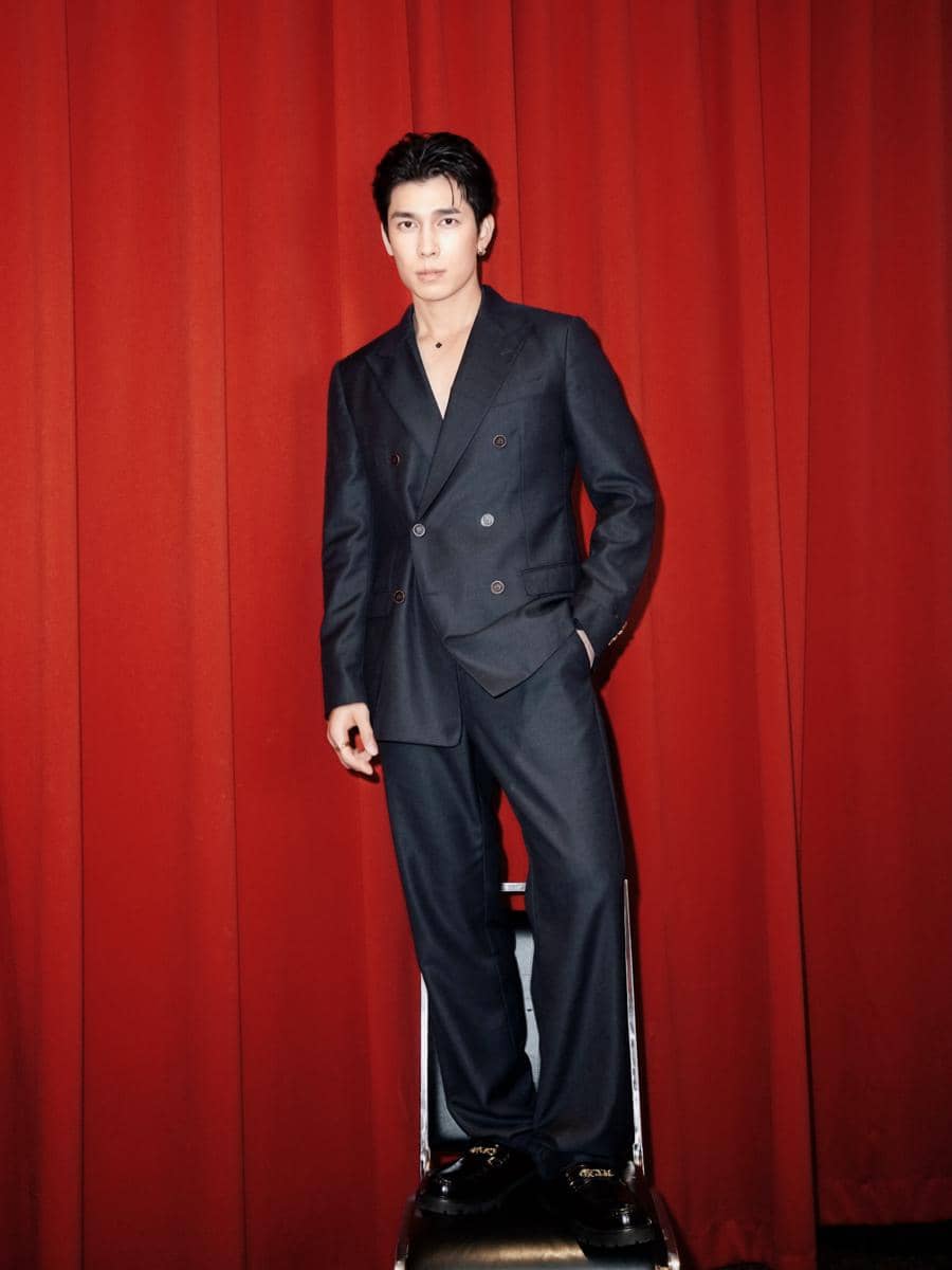 OOTD Formal ala Mew Suppasit