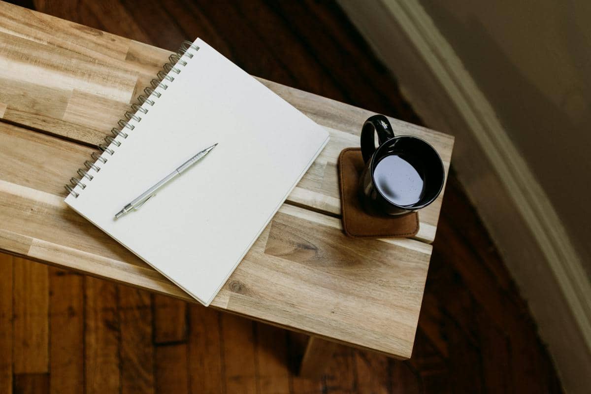 Mengapa Notebook Kertas Masih Banyak Digunakan di Era Digital?