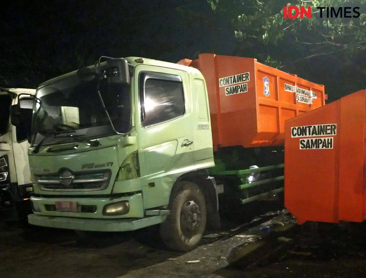 Human Error Bikin Armada Sampah Surabaya Sering Rusak