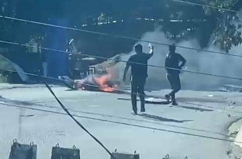 Dua ormas di Makassar terlibat bentrok akibat sengketa lahan, Minggu (26/7/2026). Dok. Istimewa