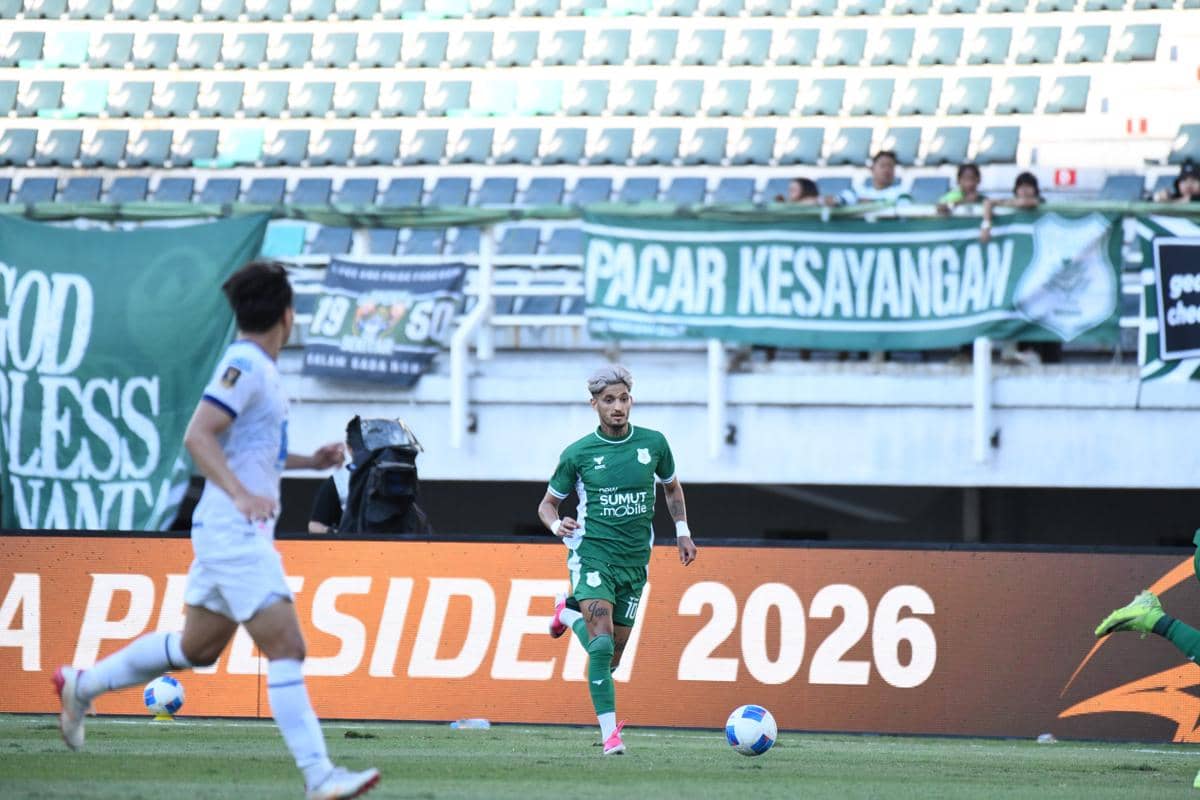 Duel PSMS kontra Port FC pada laga pembuka Piala Presiden 2026 di Stadion Gelora Bung Tomo, Surabaya, Minggu (26/7/2026) (dok.PSMS)