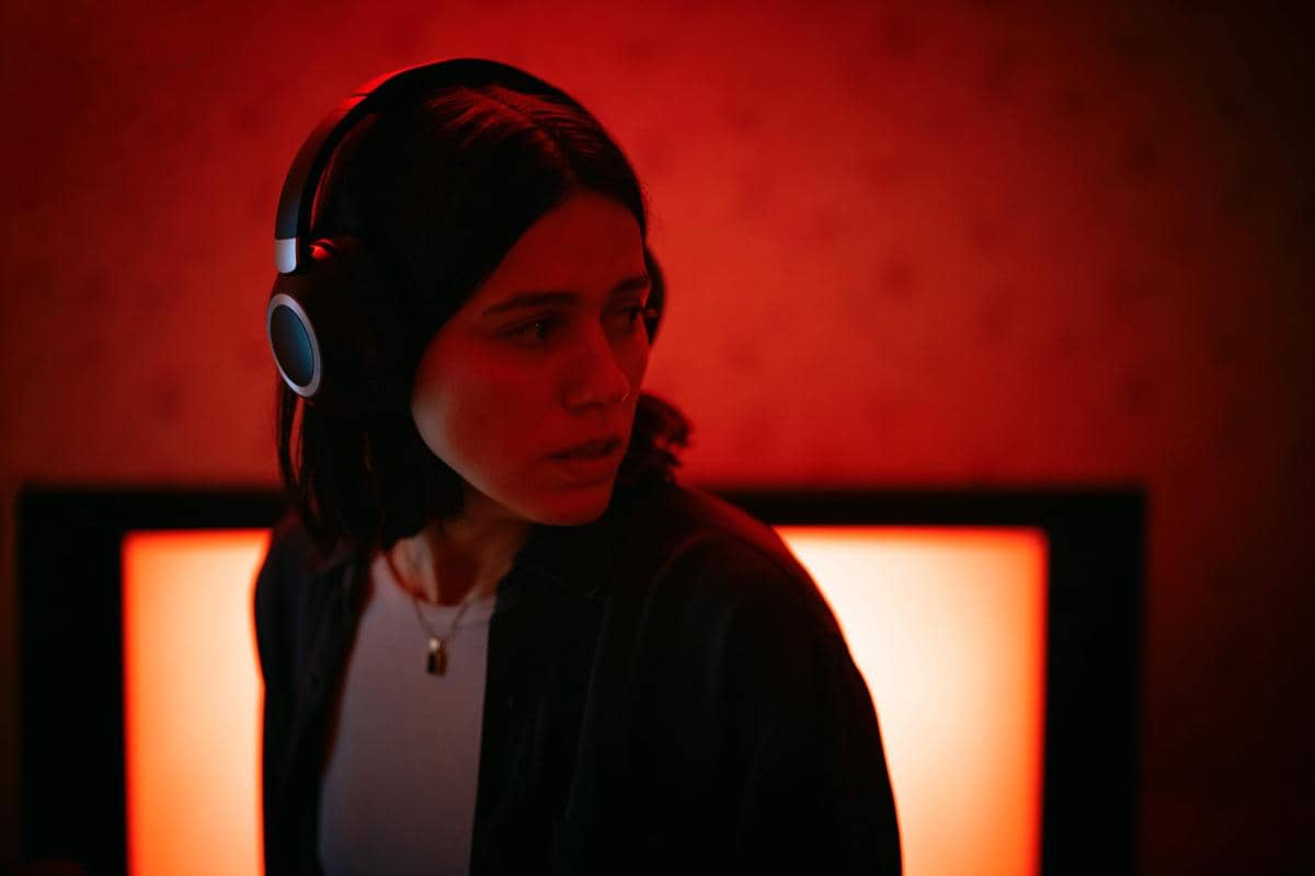 5 Film dan Serial yang Wajib Ditonton setelah Undertone