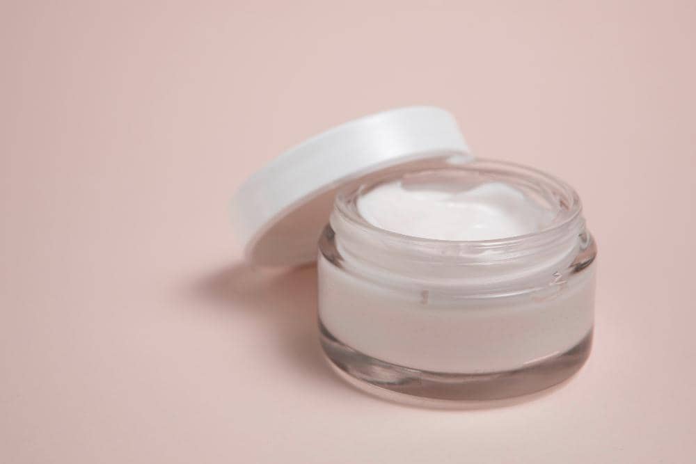 5 Rekomendasi Moisturizer Vitamin C yang Ampuh Cerahkan Wajah Kusam