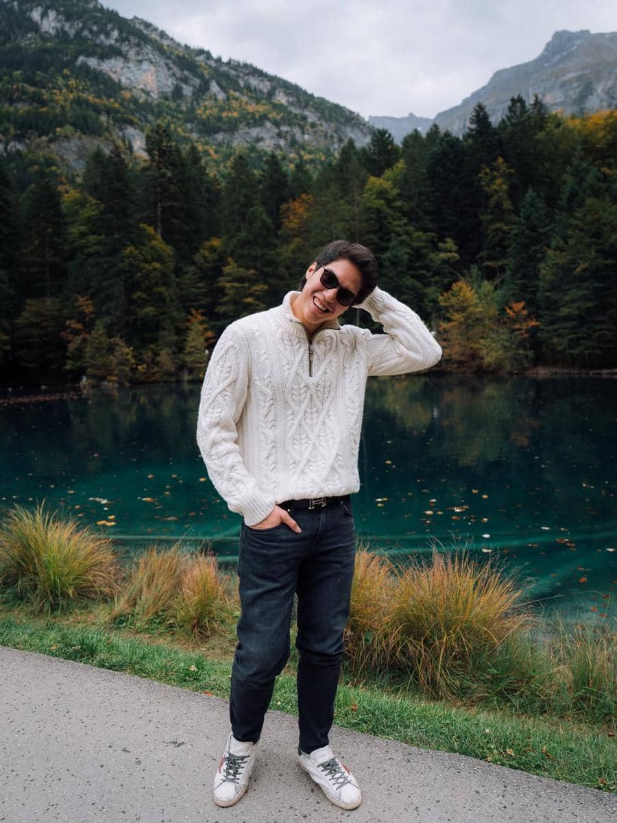 daily outfit El Rumi yang cocok buat pecinta gaya minimalis