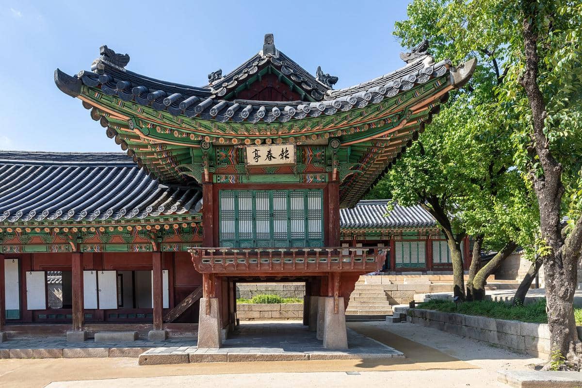 5 Wisata Bangunan Bersejarah di Seoul, Ikonik dan Syahdu