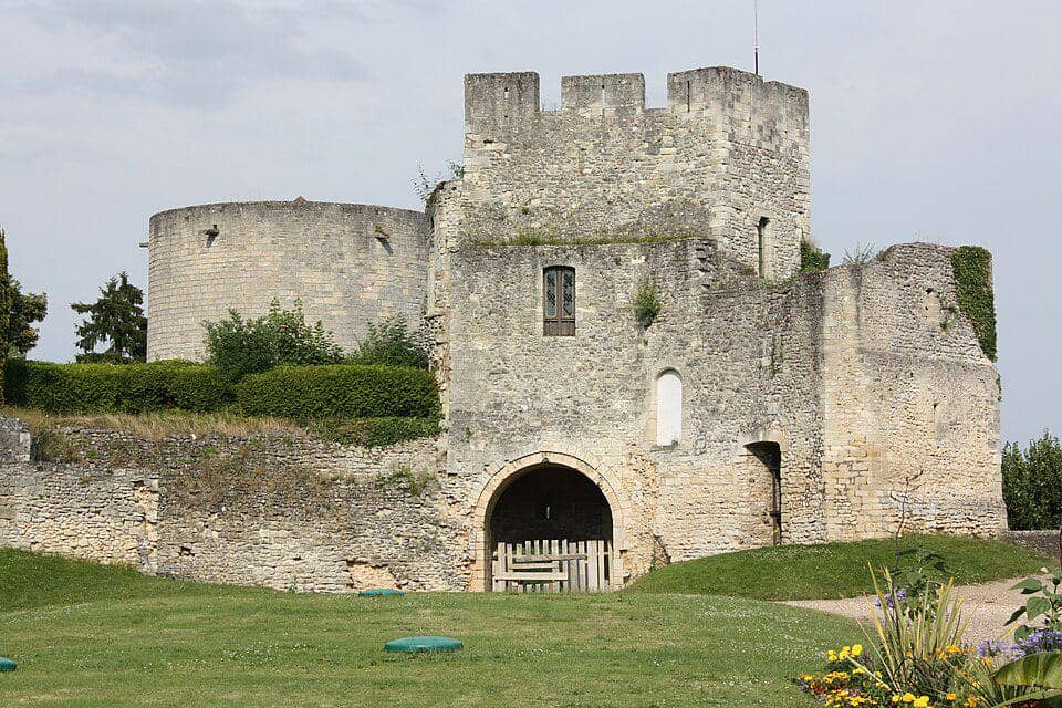 Kastil Gisors di Prancis