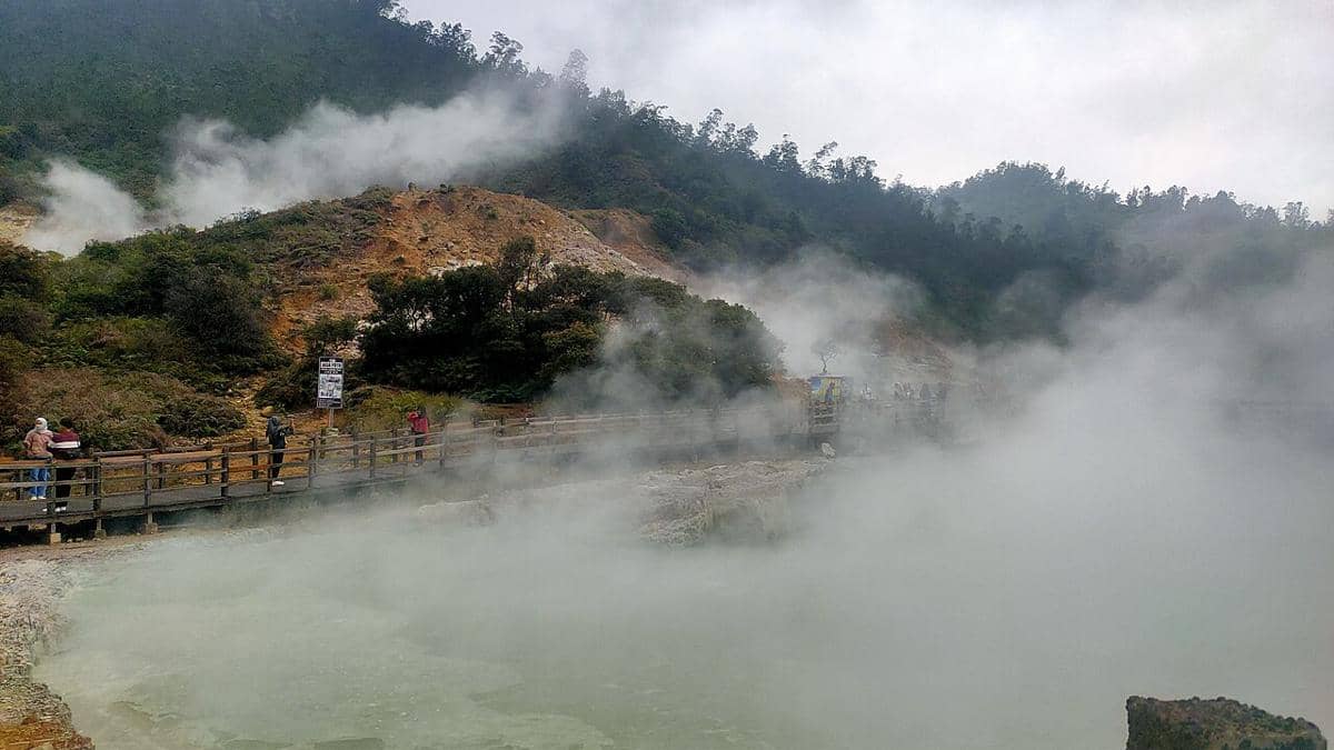 Kawah Sikidang