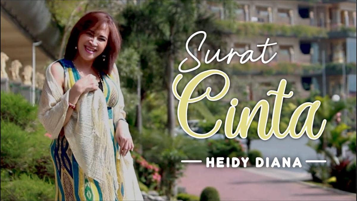 cuplikan video klip "Surat Cinta"