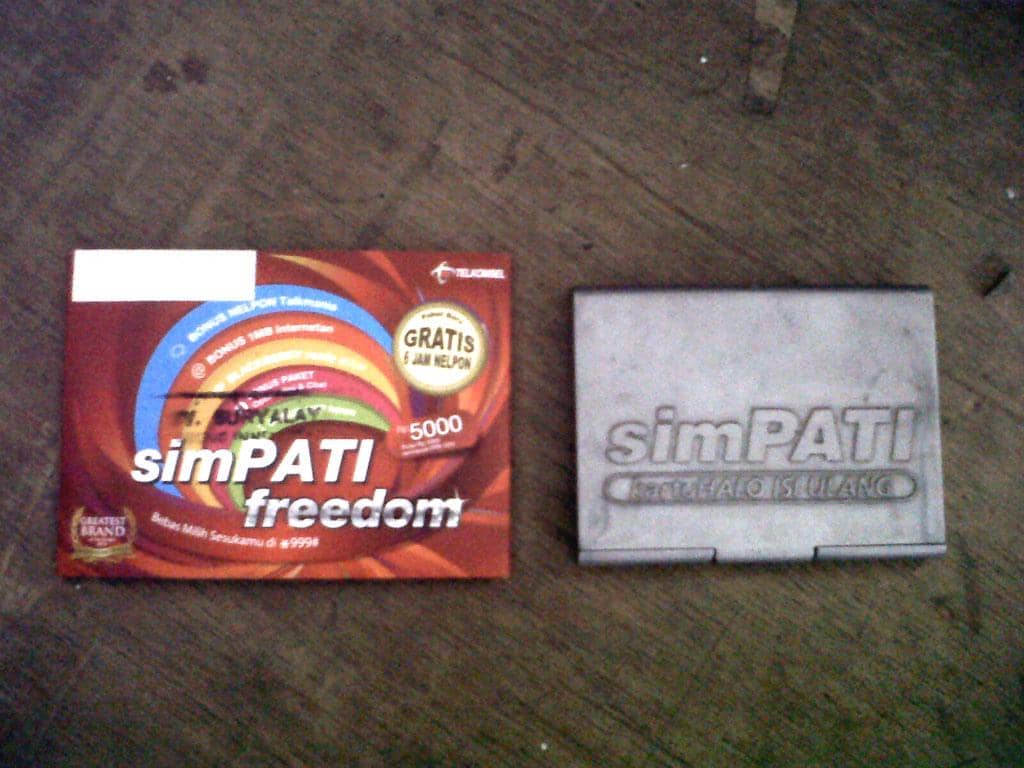 perbandingan kartu perdana SimPATI dulu dan sekarang