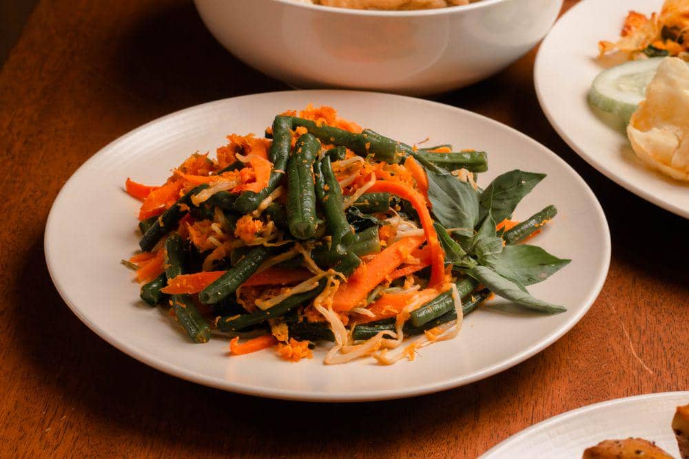 5 Salad Nusantara yang Cocok untuk Sajian Agustusan, Segar!