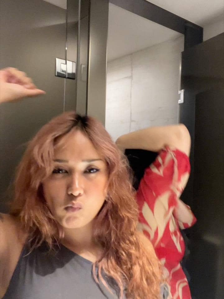 Stephanie Poetri jalan-jalan di Kota Seoul bareng kakak
