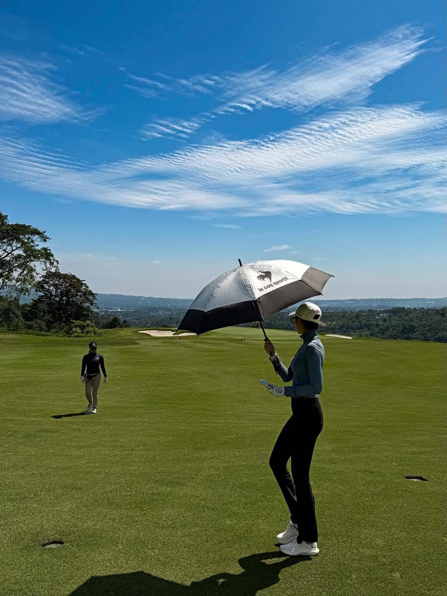 Anya Geraldine main golf di Sukabumi