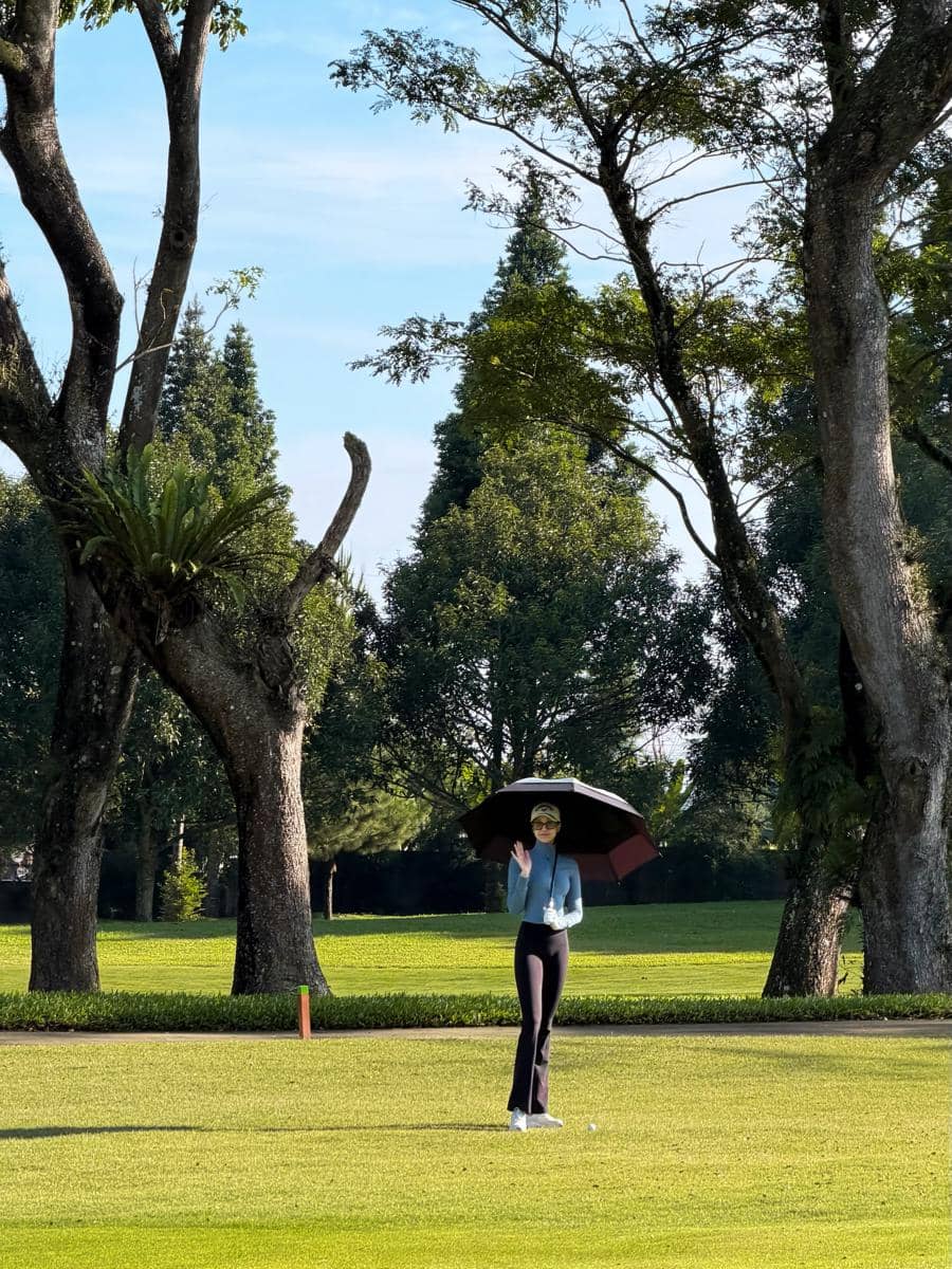 Anya Geraldine main golf di Sukabumi