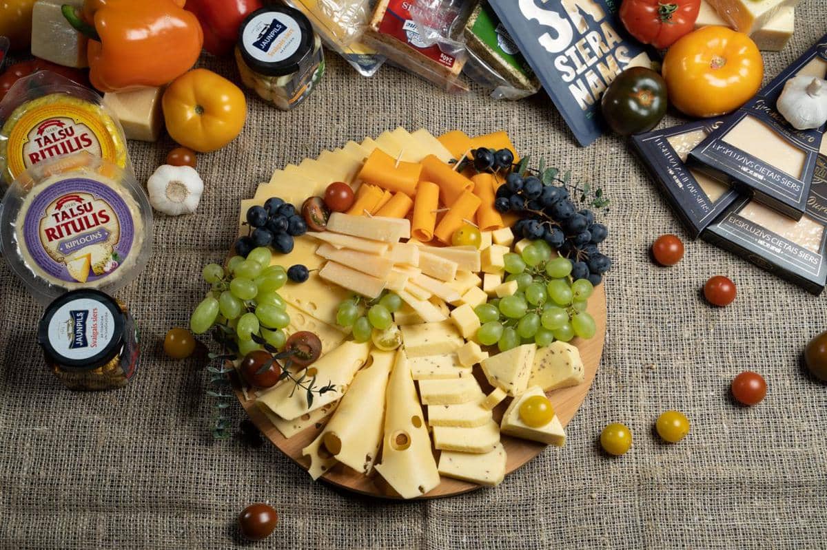 5 Bahan Pendamping Cheese Platter, Makin Lezat dan Fancy!