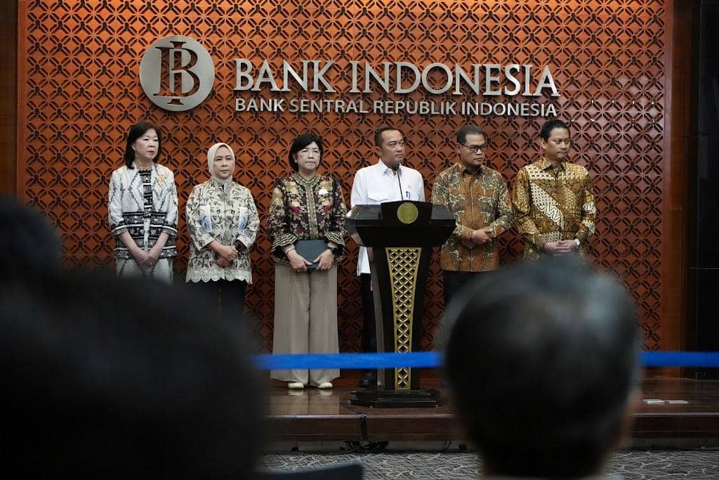 Konferensi pers di Gedung Bank Indonesia BI, Jakarta, Senin (27/7/2026).