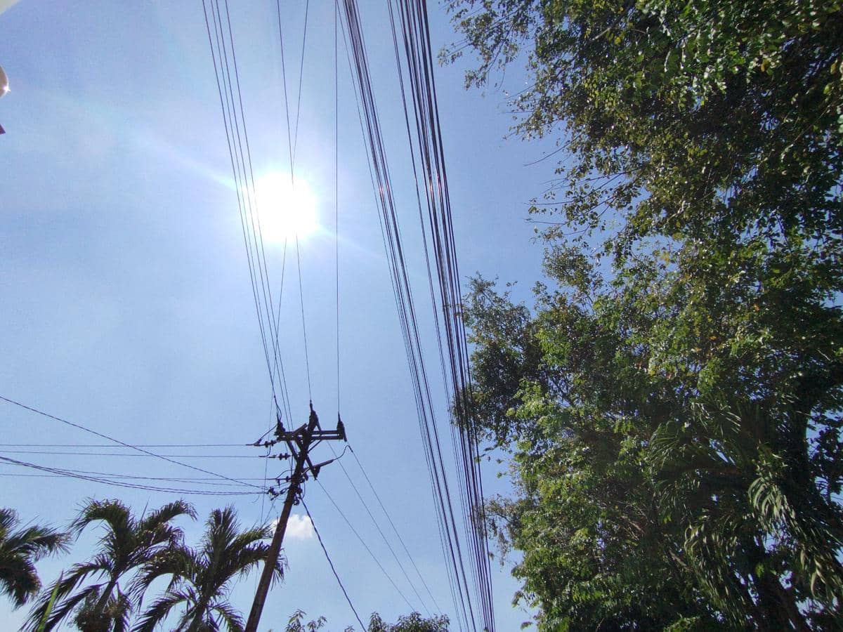 Cuaca Semarang 29 Agustus: Akhir Pekan Masih Panas Ngentang-ngentang Lur! 