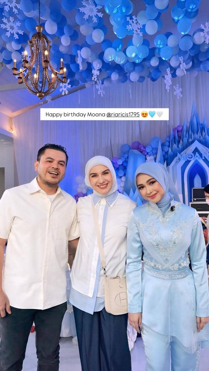 Artis di Pesta Ulang Tahun ke-4 Moana Anak Ria Ricis (instagram.com/_irishbella_)