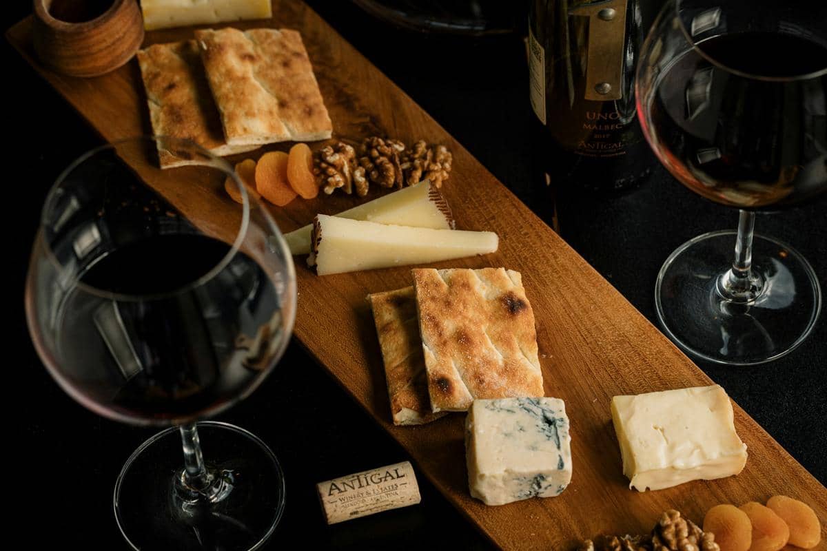 5 Minuman Pendamping Cheese Platter selain Wine