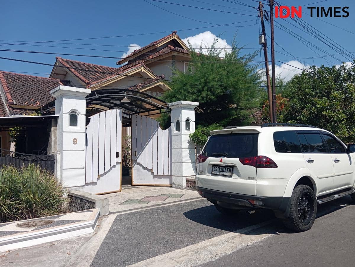 KPK Geledah Rumah Seorang Kontraktor di Lombok Timur, Korupsi Apa?