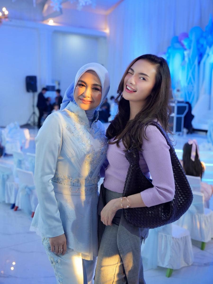 Artis di Pesta Ulang Tahun ke-4 Moana Anak Ria Ricis (instagram.com/violenziajean)