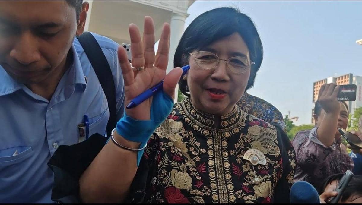 Destry Damayanti resmi menjadi Pejabat Gubernur Sementara Bank Indonesi (PGS BI).