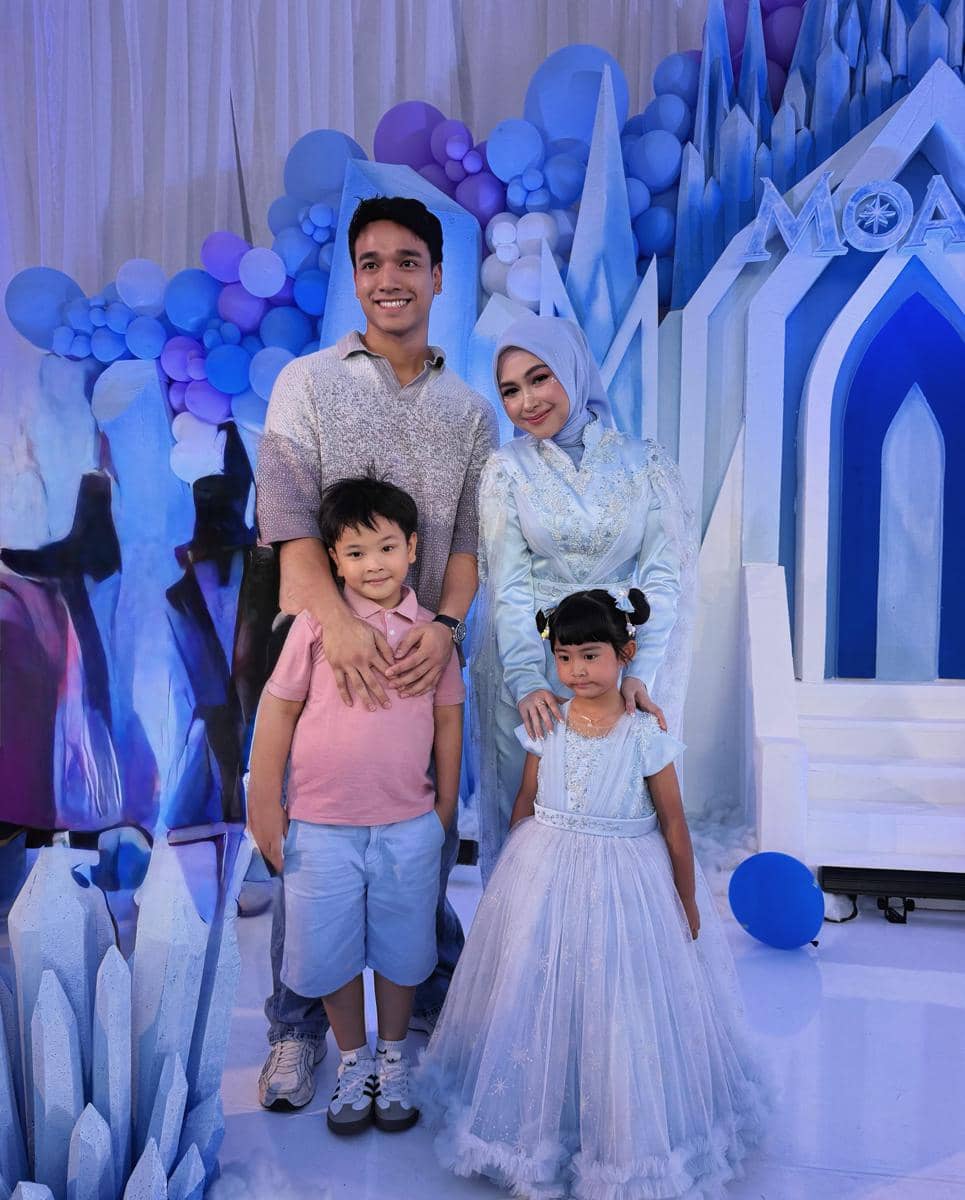 Artis di Pesta Ulang Tahun ke-4 Moana Anak Ria Ricis (instagram.com/fadlyfsl_)
