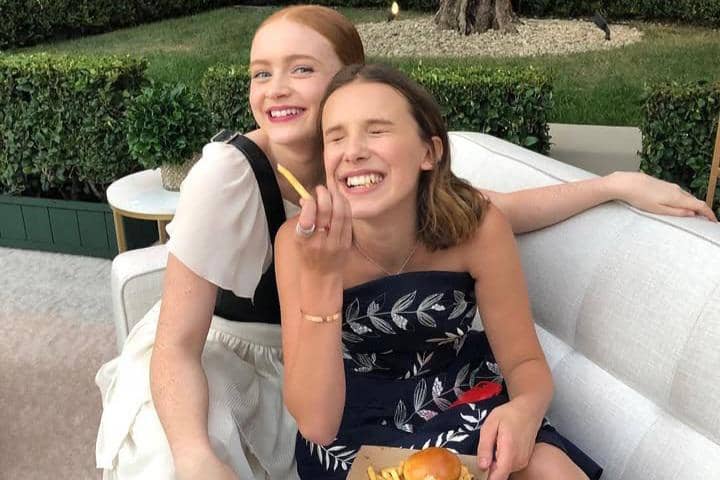 Sadie Sink dan Millie Bobby Brown