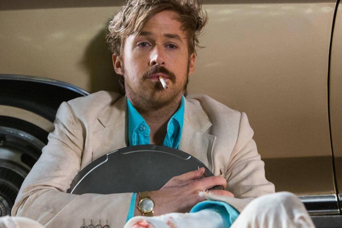 Ryan Gosling dalam film The Nice Guys
