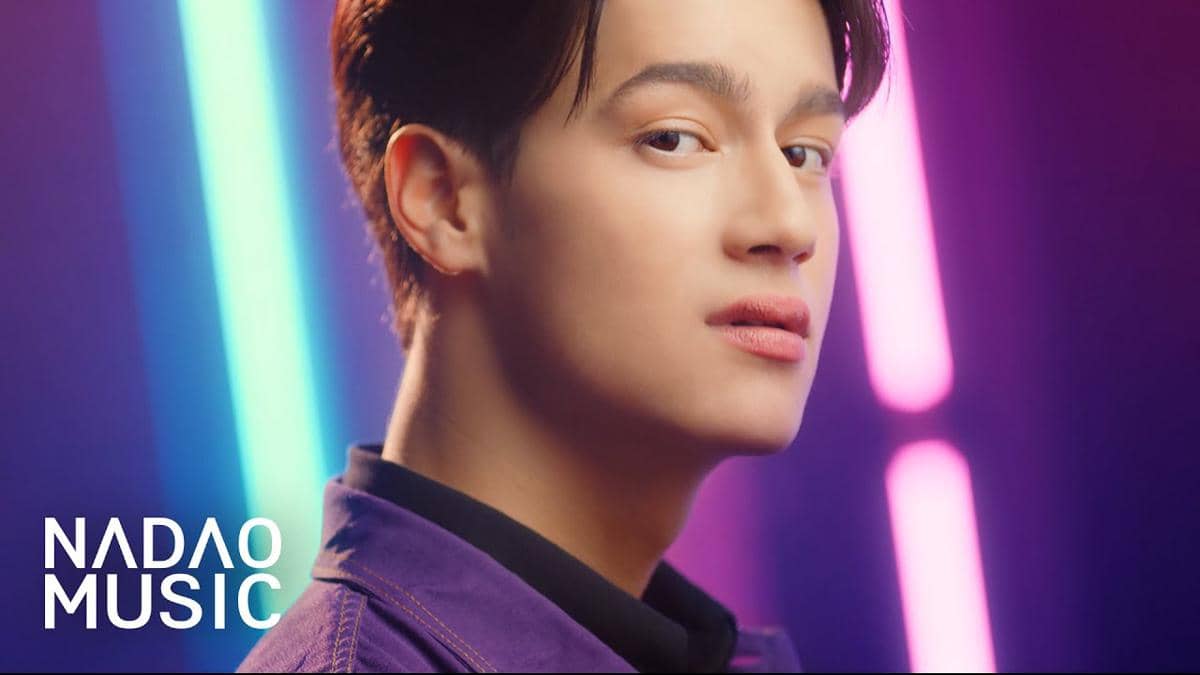 poster "Let's Love"
