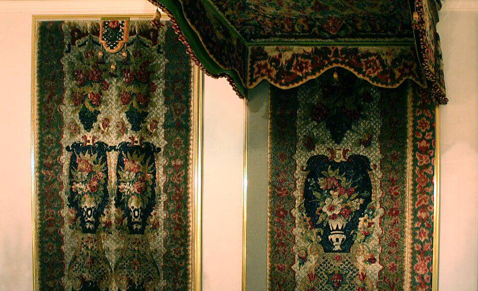 Detail dari Feather Room
