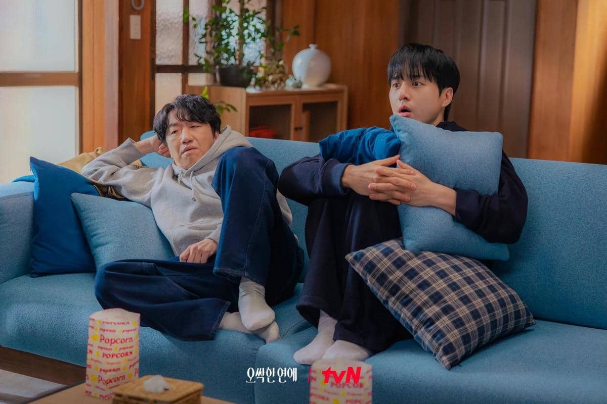 7 Culture Shock Gang Uk Setelah Bisa Lihat Hantu di Spooky in Love