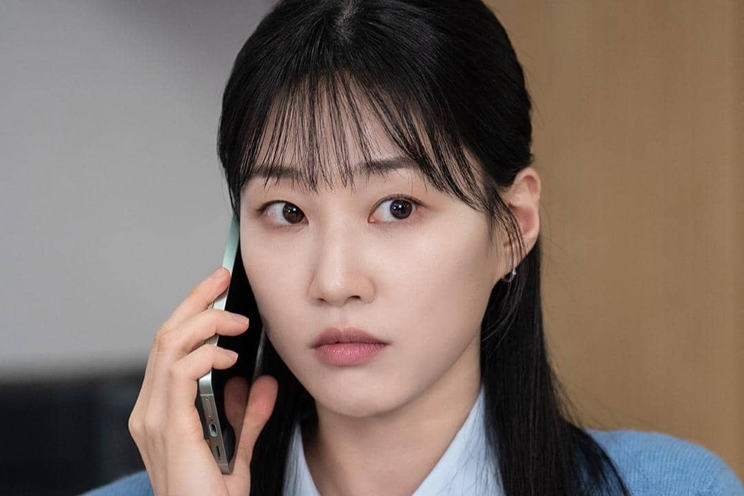 Potongan adegan drama The Apartment Job yang dibagikan melalui akun Instagram JTBC Drama, memperlihatkan suasana cerita.