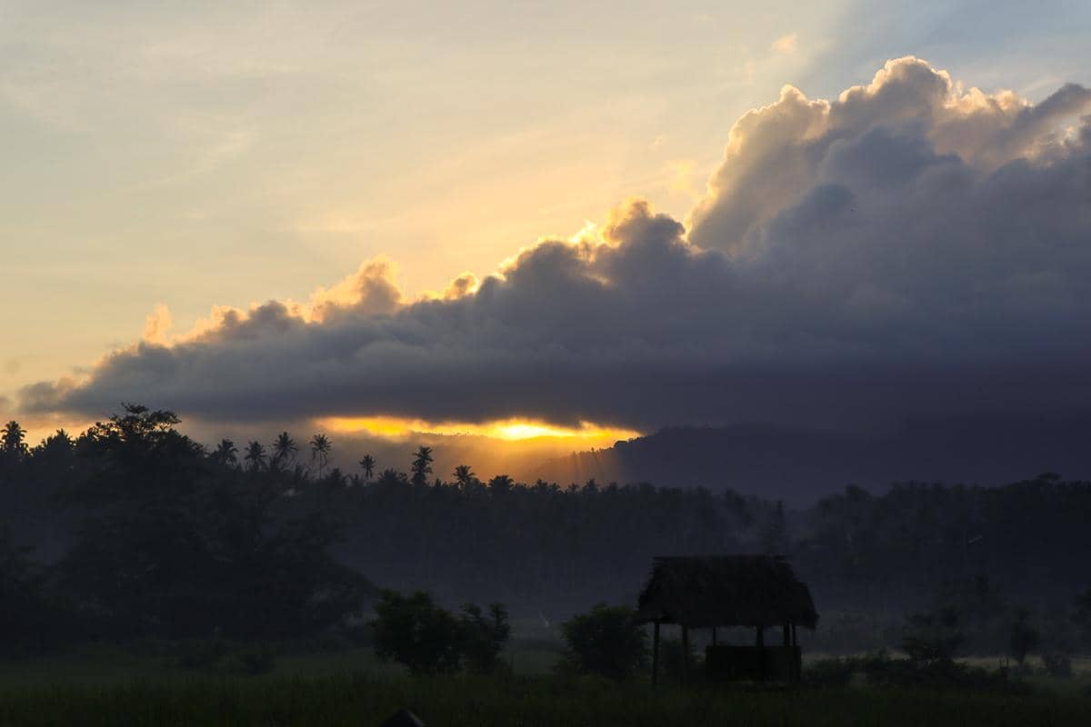 5 Lokasi Sunrise di Karangasem, Ini Spot Terbaik Sih!