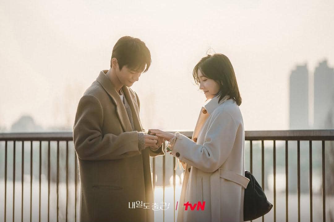 3 Pasangan yang Berlayar di Ending See You at Work Tomorrow!