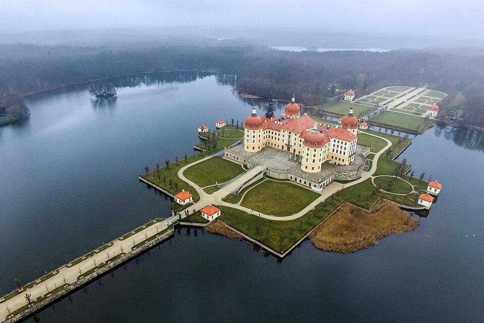 Istana Moritzburg di Jerman
