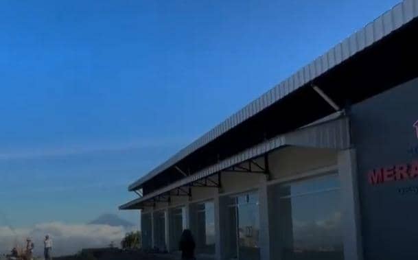 Viral Lokasi Kopdes Berlatar Pegunungan di Lereng Merbabu, Apakah AI?