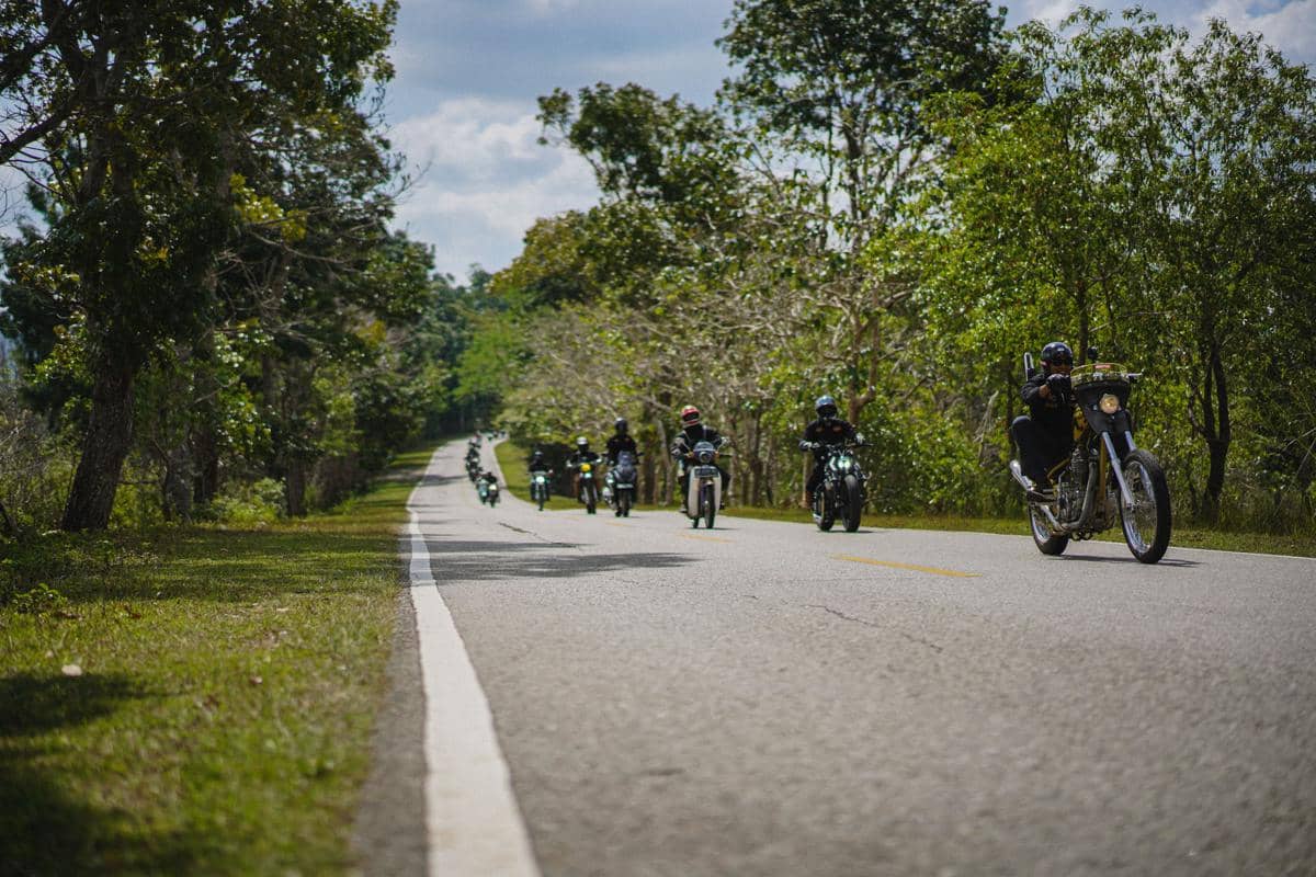 Dokumentasi Motul terkait syarat yang perlu dipenuhi peserta sebelum mengikuti agenda touring sepeda motor bersama.