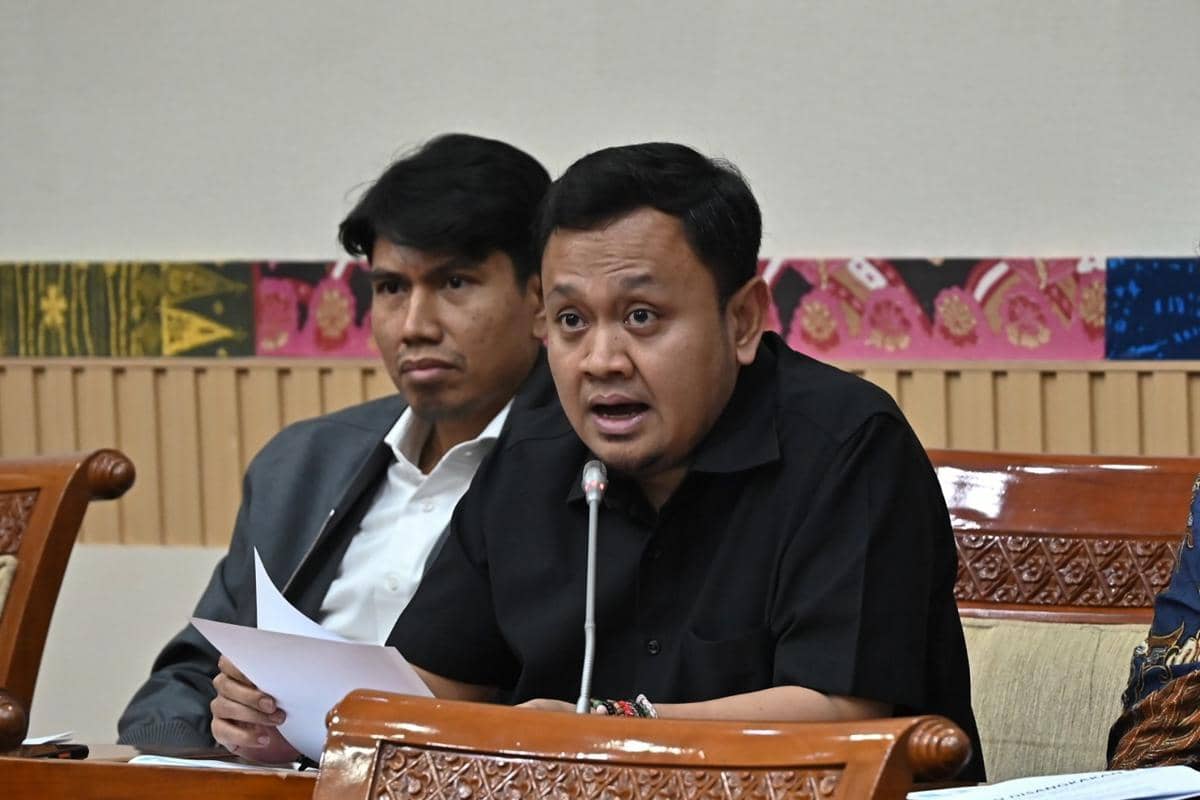Anggota_Komisi_III_DPR_RI__Bimantoro_Wiyono__dalam_Rapat_Dengar_Pendapat__RDP__dan_Rapat_Dengar_Pend20260305103228.jpg
