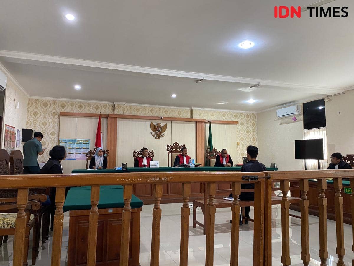 Jaksa Belum Siap, Sidang Tuntutan Tomy Priatna di PN Denpasar Ditunda