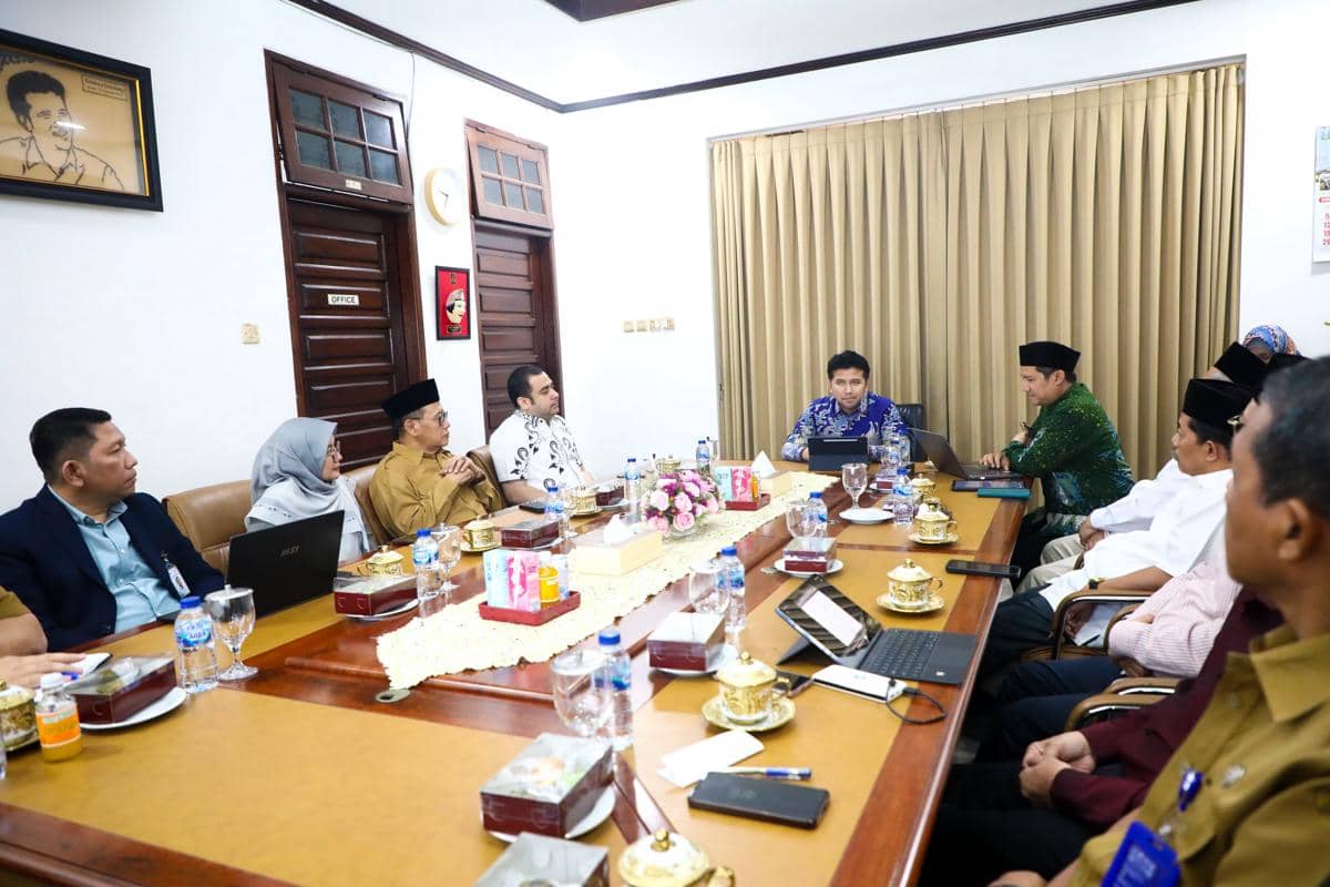 Emil Evaluasi Ekonomi Syariah Jatim, Soroti Ekspor Halal