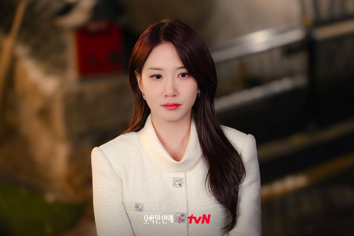 Cuplikan adegan drama Spooky in Love yang diunggah melalui akun Instagram resmi tvN Drama Korea.