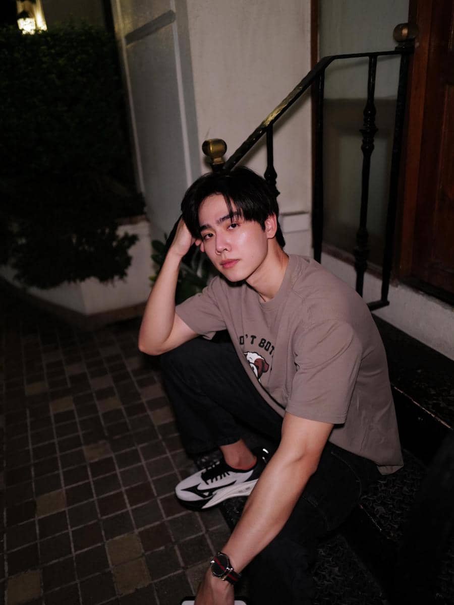 OOTD Pakai Sneakers ala Sunny Wannarat